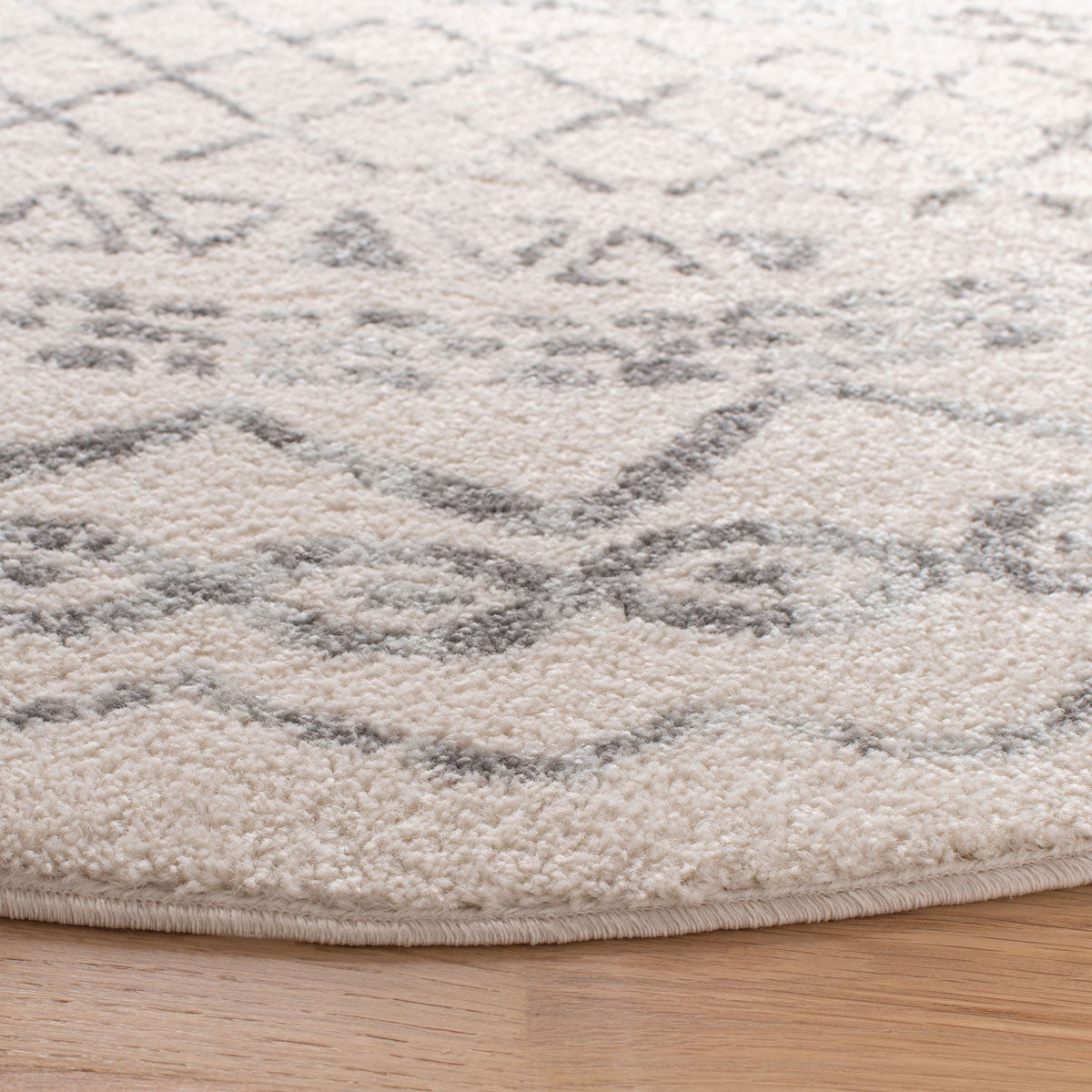 Stylish Tulum Bohemian Power Loomed Rug - 60% Polypropylene & 40% Jute for Any Space