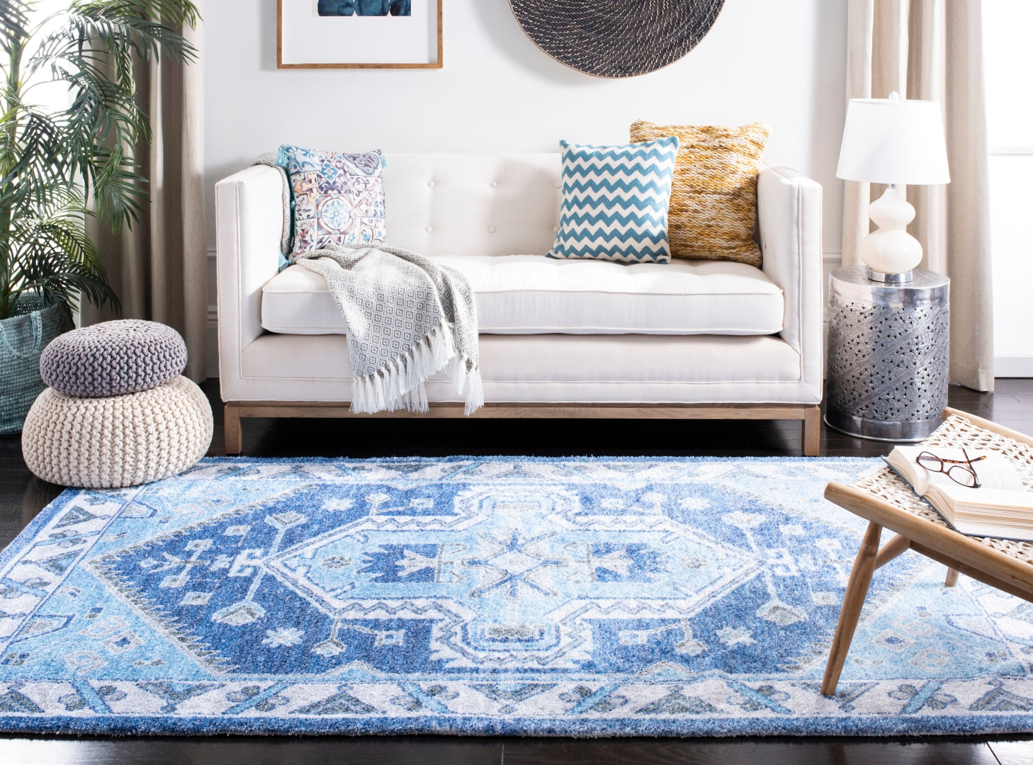 Luxurious Hand-Woven Saffron Rug Made of 60% Polyester and 40% Cotton with 12mm Pile Height for Ultimate Comfort