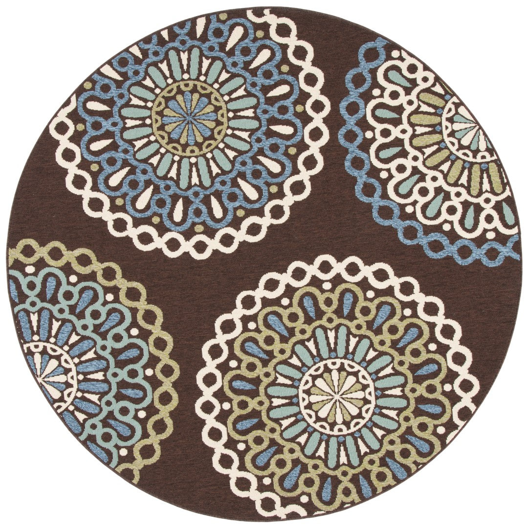 Stylish and Comfortable Power - Loomed Veranda Outdoor Rug Made of Durable Polypropylene