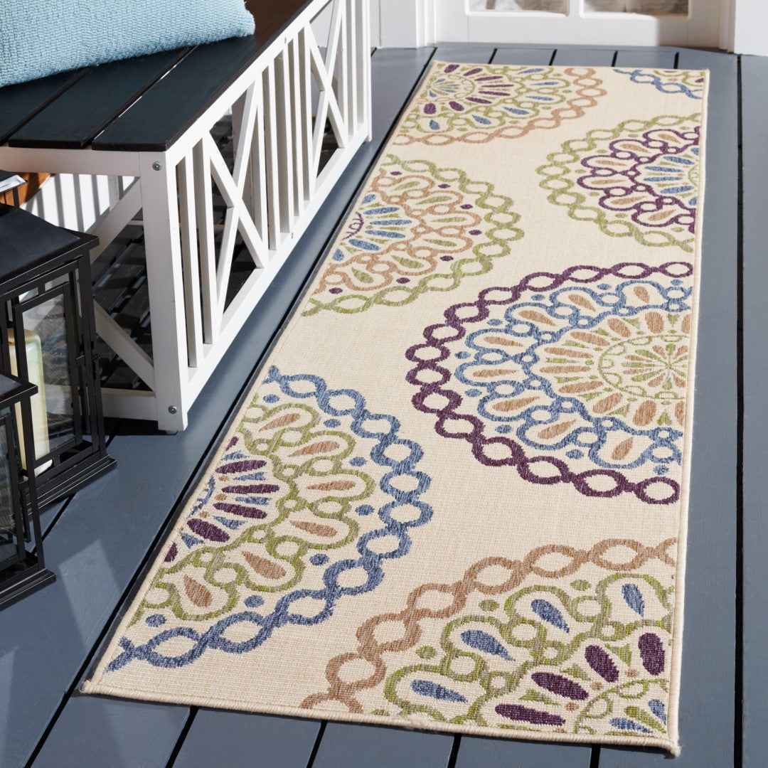 Stylish and Comfortable Power - Loomed Veranda Outdoor Rug Made of Durable Polypropylene