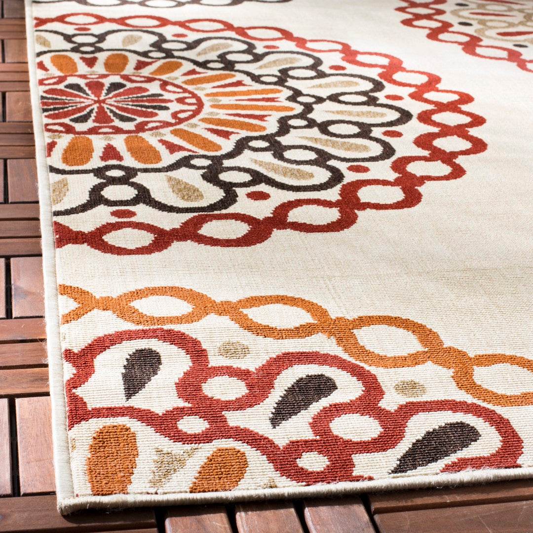 Stylish and Comfortable Power - Loomed Veranda Outdoor Rug Made of Durable Polypropylene
