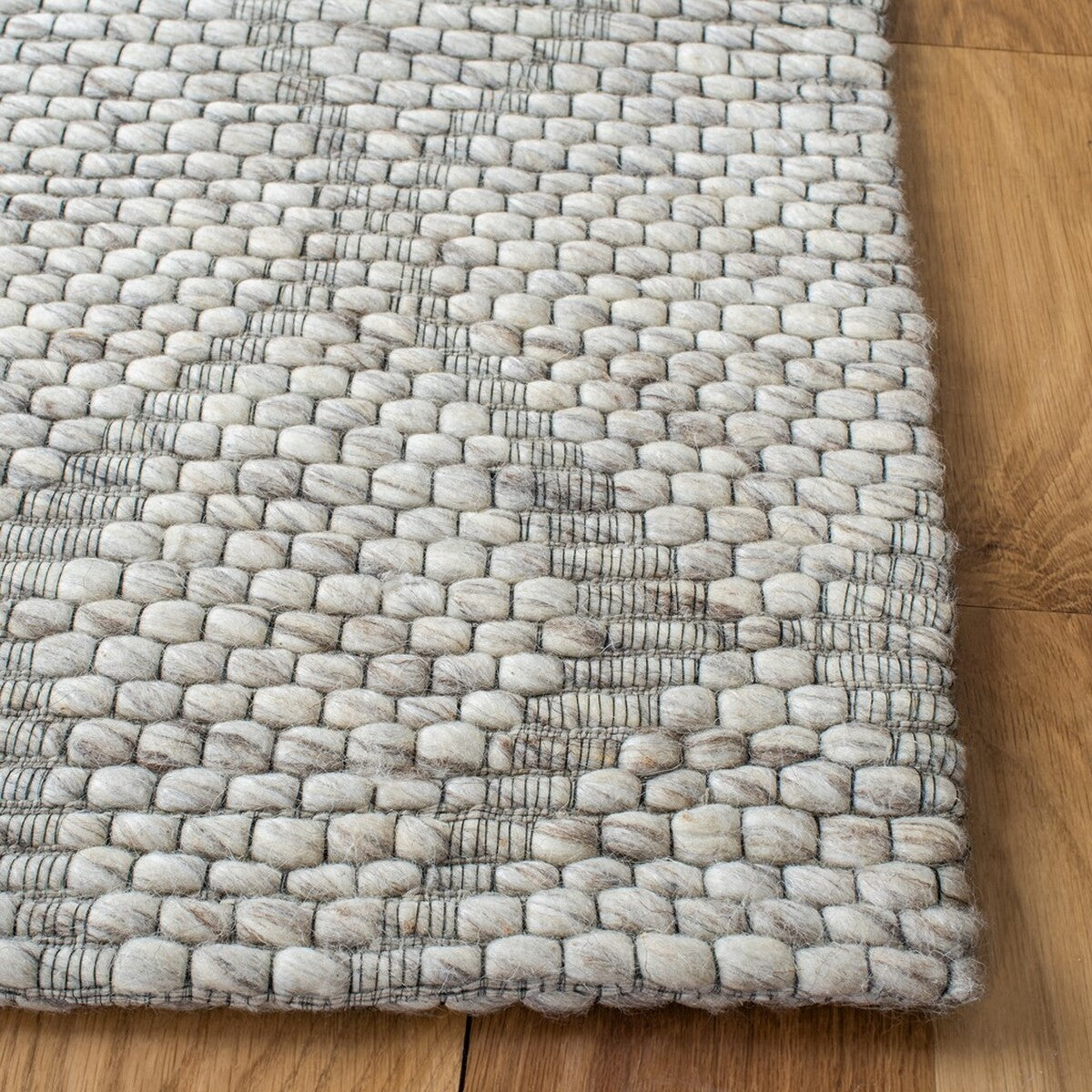 Marbella Modern Power Loomed Luxury Rug - High - Quality 60% Wool Blend for Durable and Stylish Home Decorations