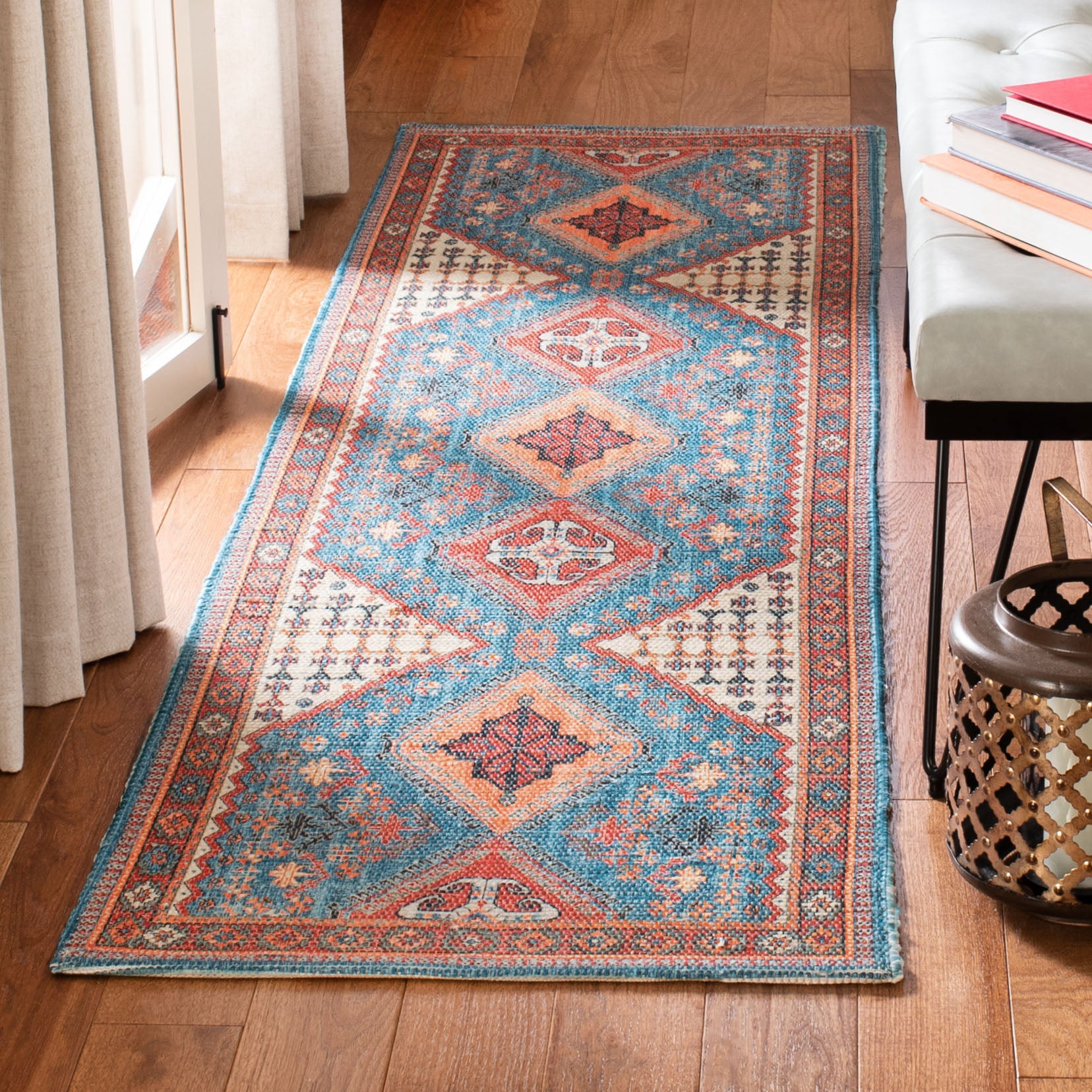 Luxurious Hand - Loomed Saffron Rug: 80% Polyester, 20% Cotton for Stylish Home Decor