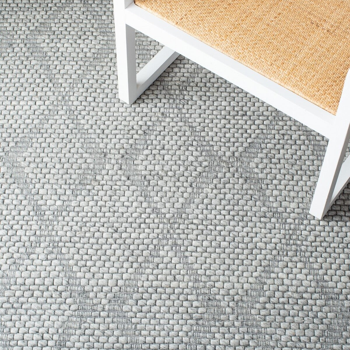 Marbella Modern Power Loomed Luxury Rug - High - Quality 60% Wool Blend for Durable and Stylish Home Decorations