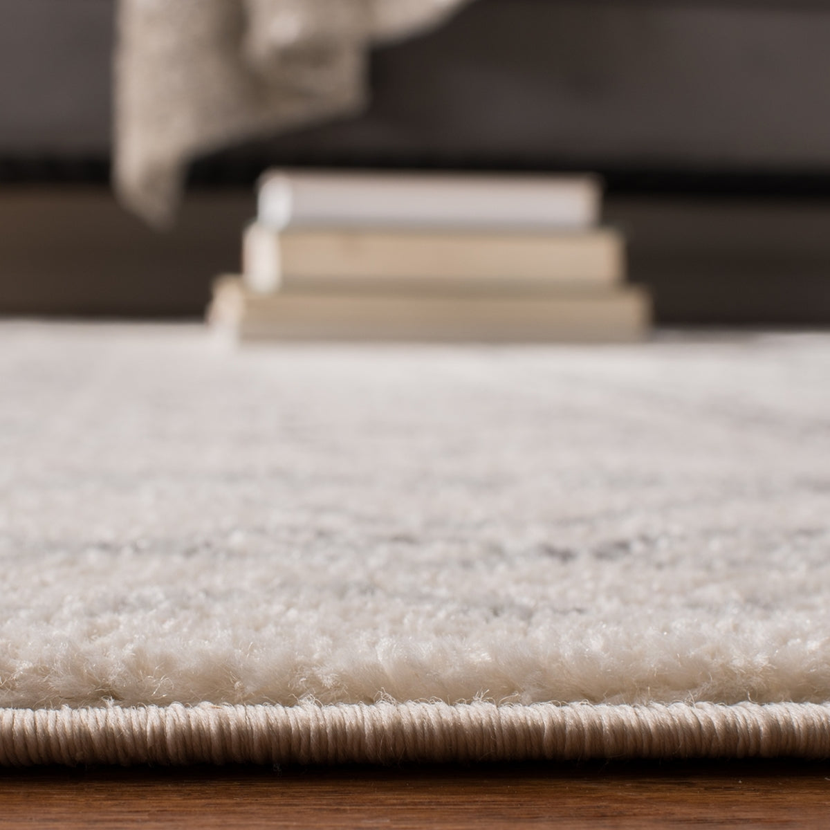 Stylish Tulum Bohemian Power Loomed Rug - 60% Polypropylene & 40% Jute for Any Space