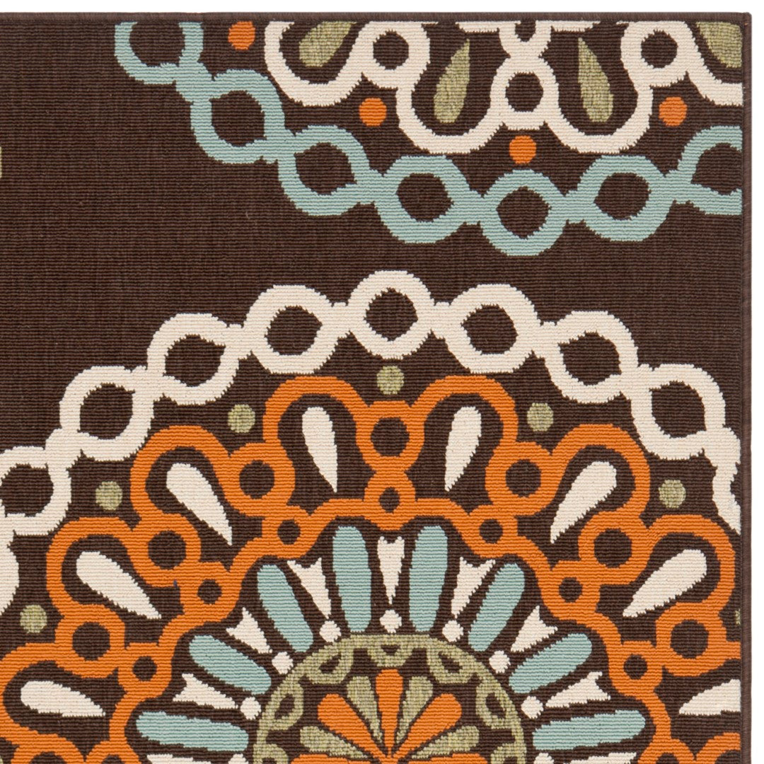 Stylish and Comfortable Power - Loomed Veranda Outdoor Rug Made of Durable Polypropylene