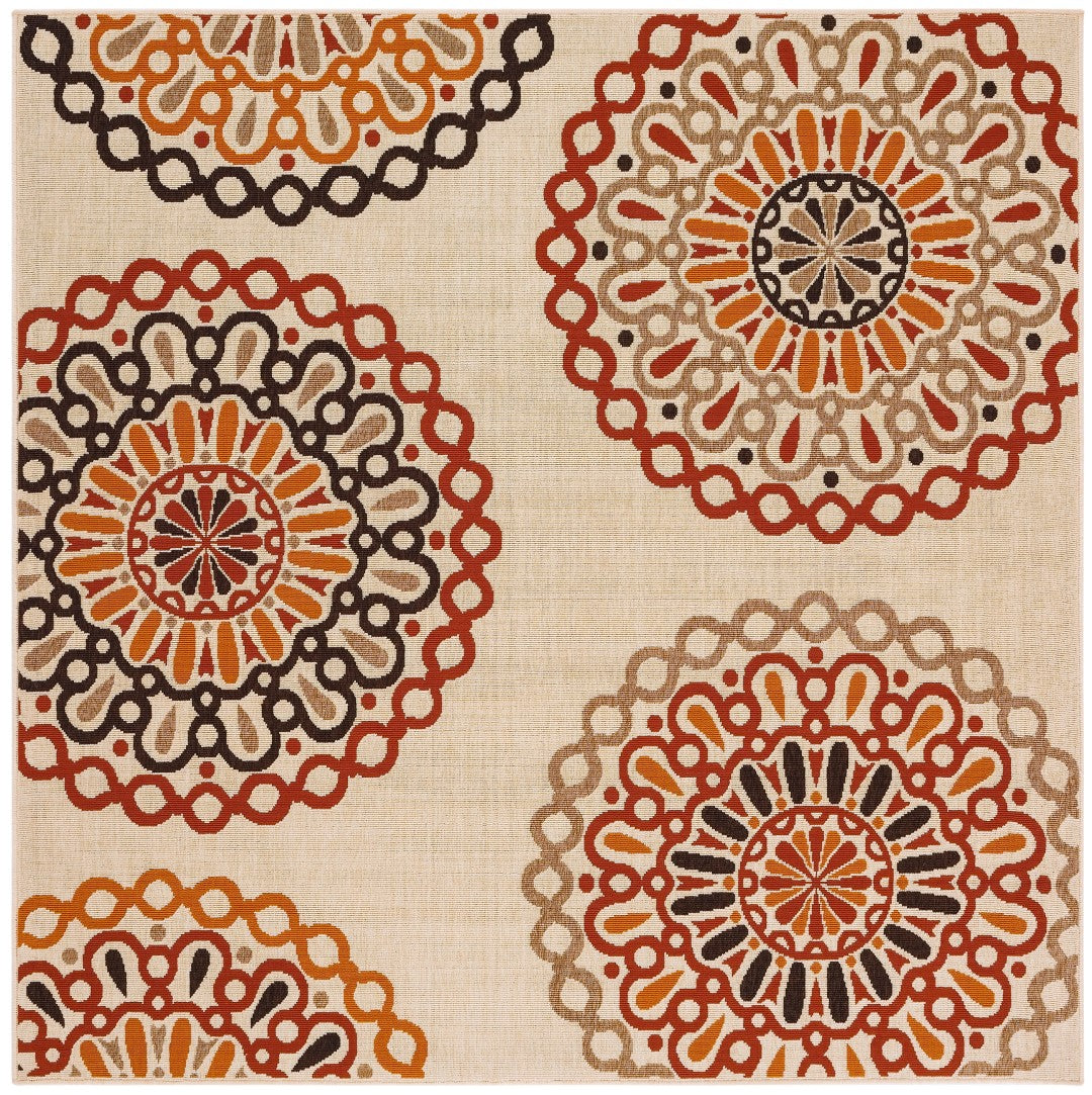 Stylish and Comfortable Power - Loomed Veranda Outdoor Rug Made of Durable Polypropylene