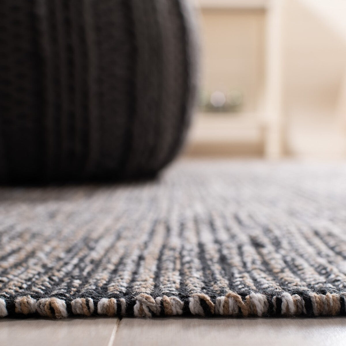 Luxurious Hand - Woven 100% Cotton Rug from India for Any Space