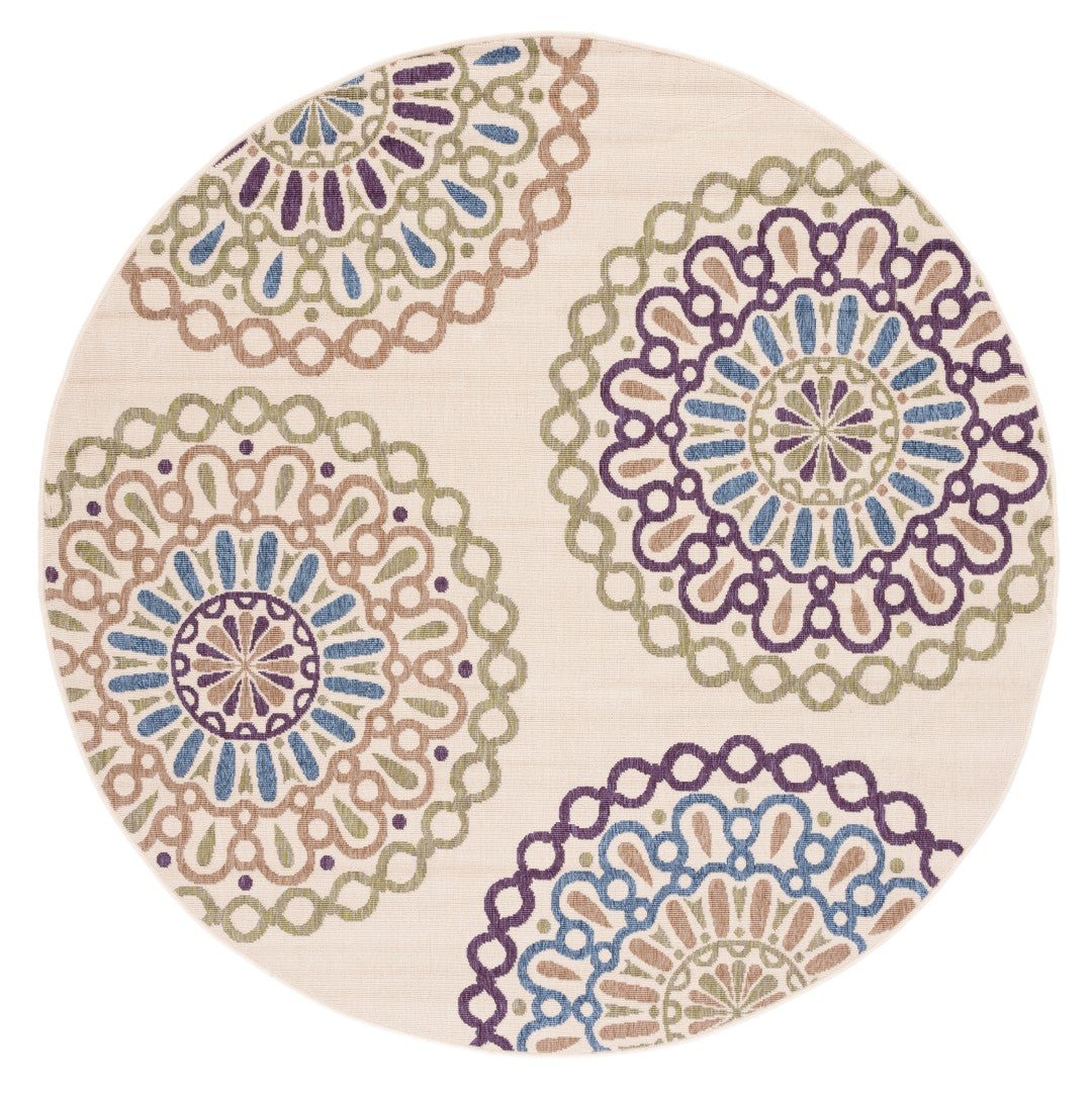Stylish and Comfortable Power - Loomed Veranda Outdoor Rug Made of Durable Polypropylene