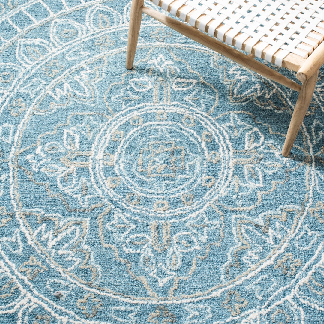 Exquisite Hand - Tufted Wool and Cotton Blossom Rug: A Luxurious Addition for Elegant Home Decor and Enhanced Comfort